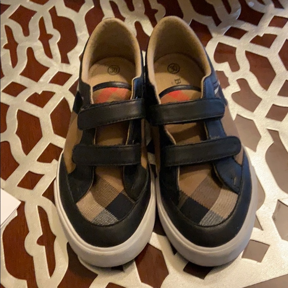 Little kid’s Burberry plaid sneakers